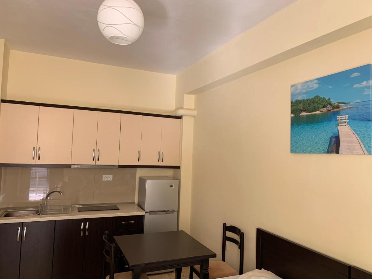 Guesthouse A&F Ксамил Екстериор снимка