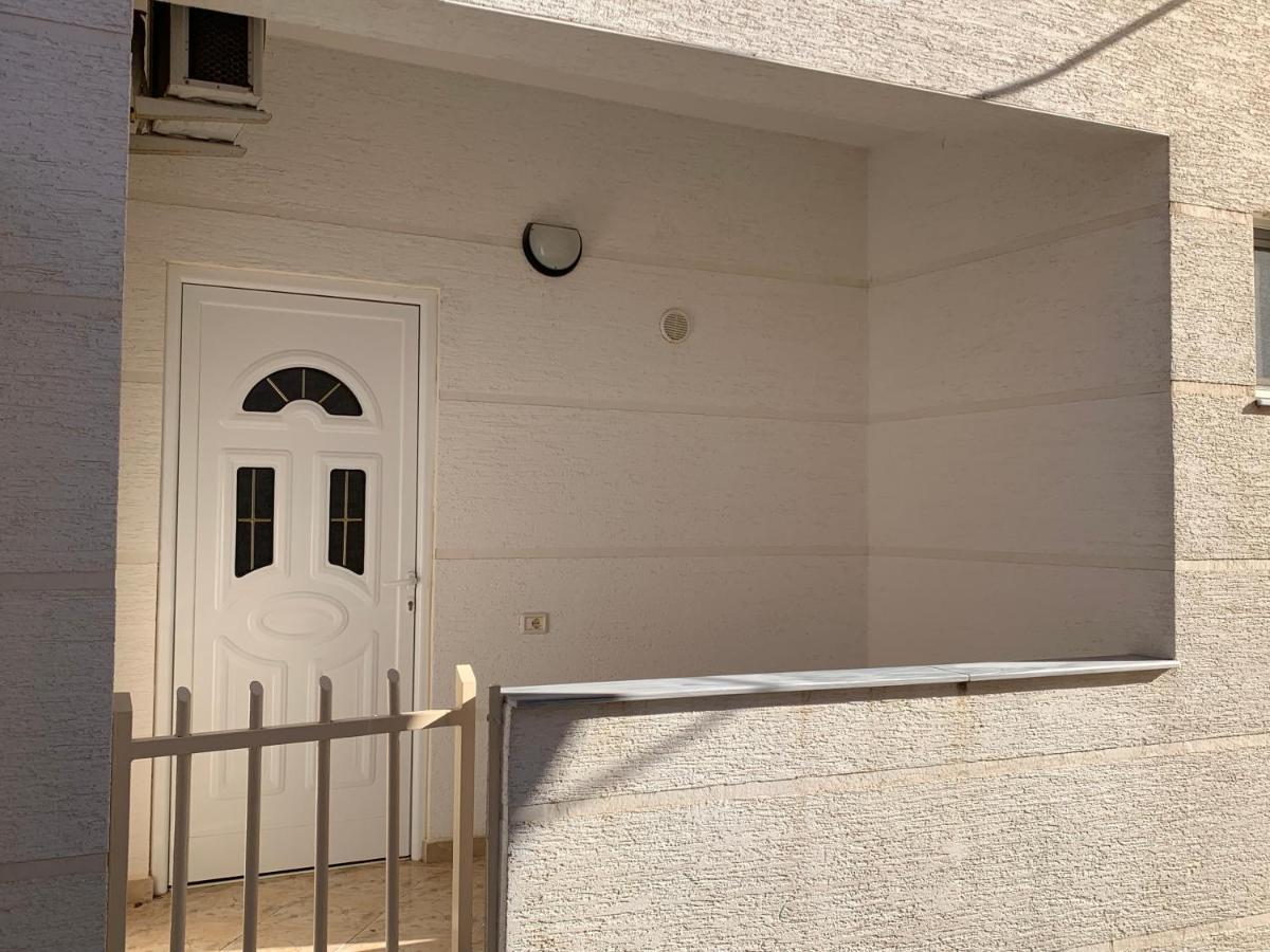 Guesthouse A&F Ксамил Екстериор снимка